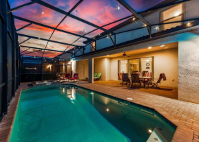 8BR Near Disney-Heated Pool + Free Waterpark